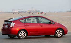 Faq_car_cubby_toyota_prius_accessory